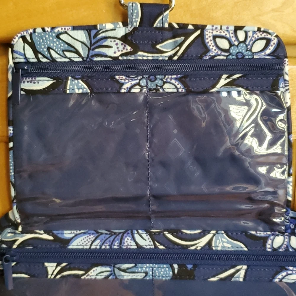 Vera Bradley Factory Style Medium Travel Organizer NWT - Picture 4 of 14